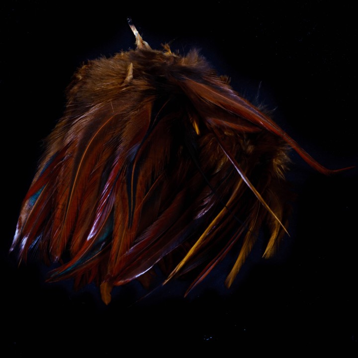 Hareline Strung Saddle Hackle Brown